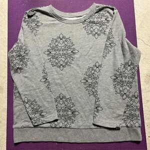 St. John's Bay Gray Textured Knit Top
